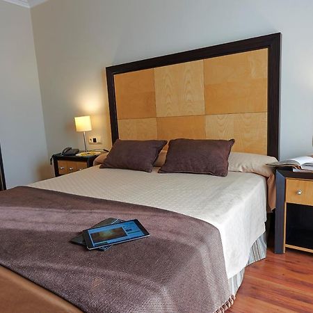 Hotel Las Cabanas Peñaranda de Bracamonte Esterno foto